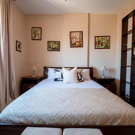 Appartement Kelas Sea View Apartment 2 *