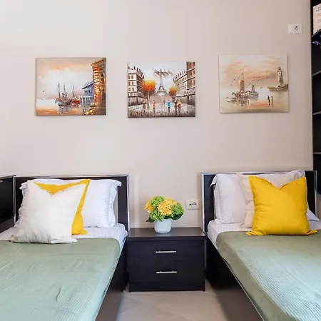 Kelas Sea View Apartment 2 Sarandë